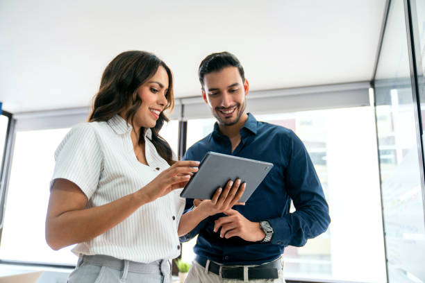 Un projet de branding entreprise Paris bien pensé permet au cabinet de renforcer sa crédibilité et sa visibilité locale. En effet, un site