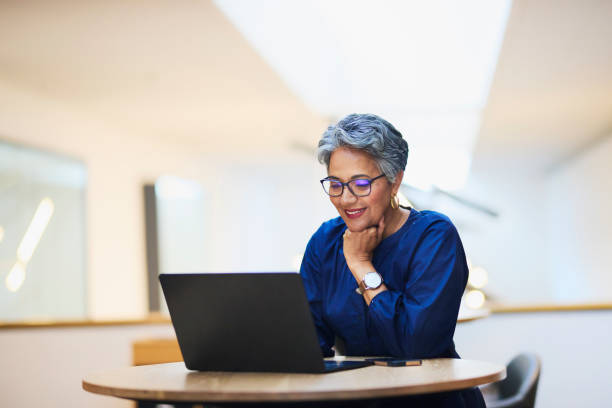 Une stratégie d’acquisition performante ne se limite pas à attirer des visiteurs, elle vise surtout à transformer ce trafic en clients. En effet, une stratégie d'acquisition Lyon